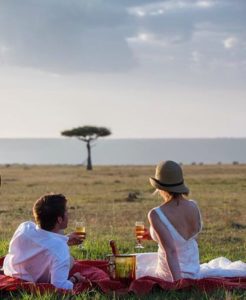 couples-enjoy-their honeymoon-safari-in-serengeti